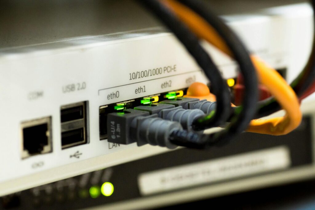 Usenet network data flow