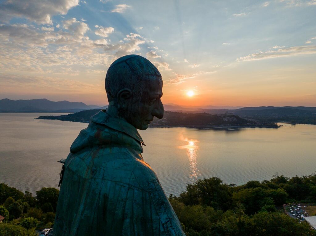 Carlos Scola Pliego sculpture