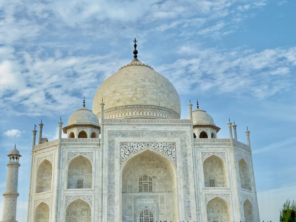 famous historical figures reading