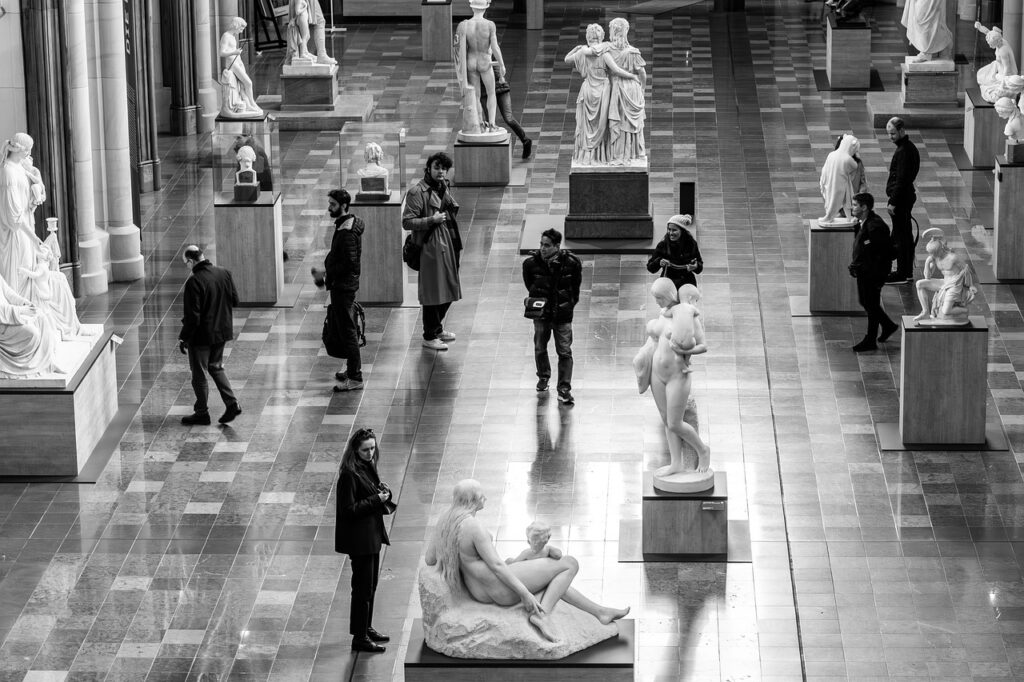 free art museum interior