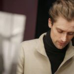 hollywood actor earning money