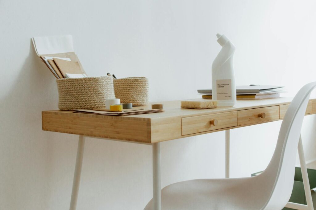 minimalist desk setup