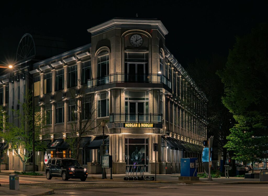 Morgan Wallen performing