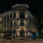 Morgan Wallen performing