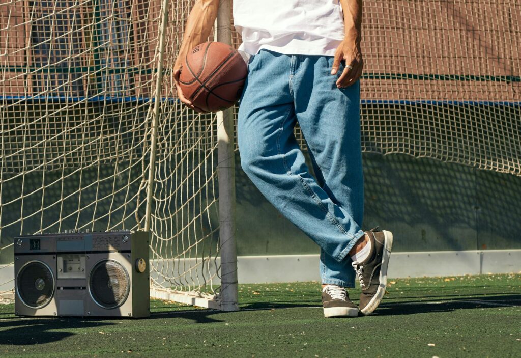 90s streetwear fashion