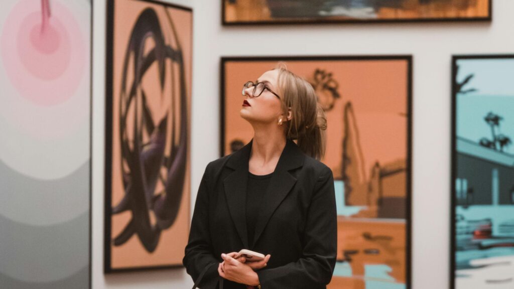 art gallery negotiation