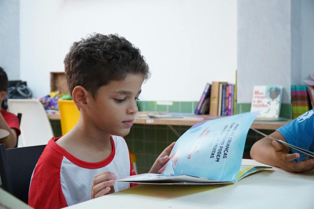 children reading unite for literacy books