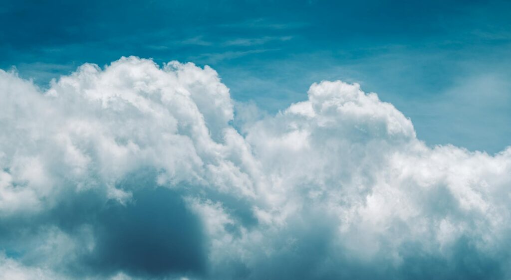 cloud provider comparison infographic