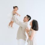 parent using phone for advice