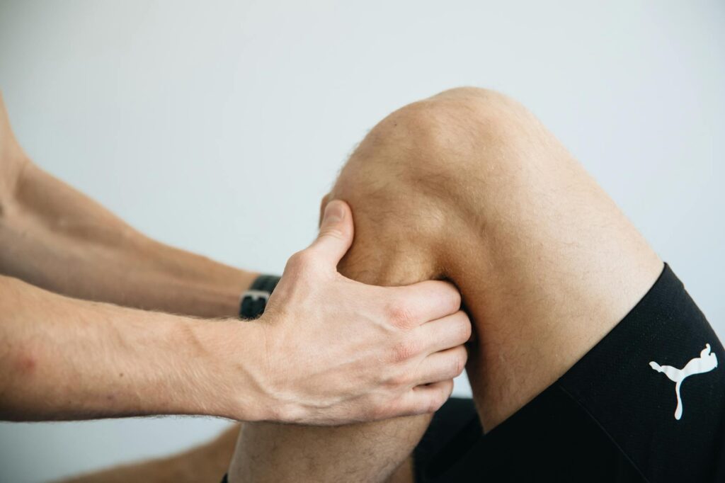 physiotherapist athlete consultation