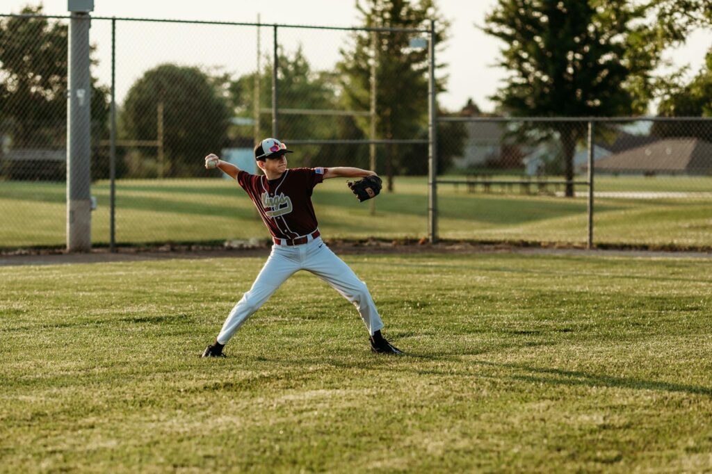 pitcher throwing fast