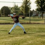 pitcher throwing fast