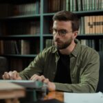 successful literary blog elements