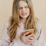 teenagers on phones social media