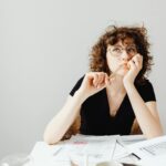 woman brainstorming lifestyle blog ideas